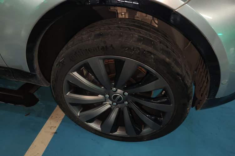 Used Land Rover Discovery 2021 360 PS R-Dynamic S
