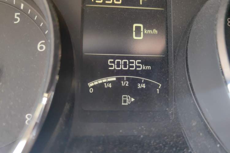 Used Volkswagen Lavida 2015 1.6L Automatic Comfort Edition
