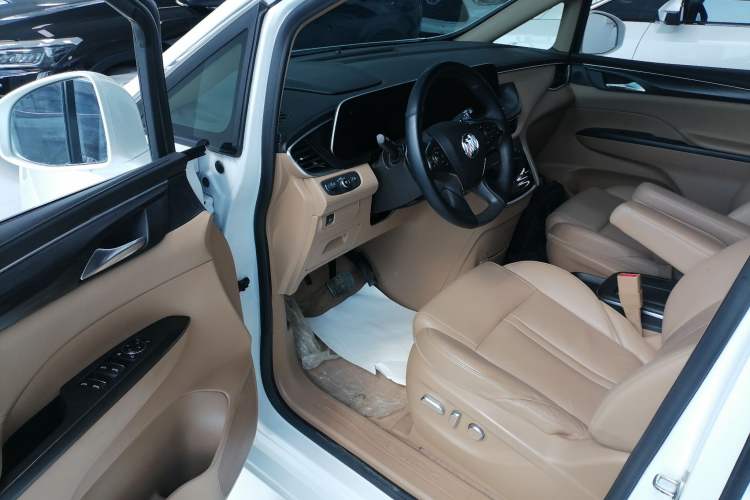 Used Buick GL8 2021 ES Land Cruiser 653T Luxury Edition
