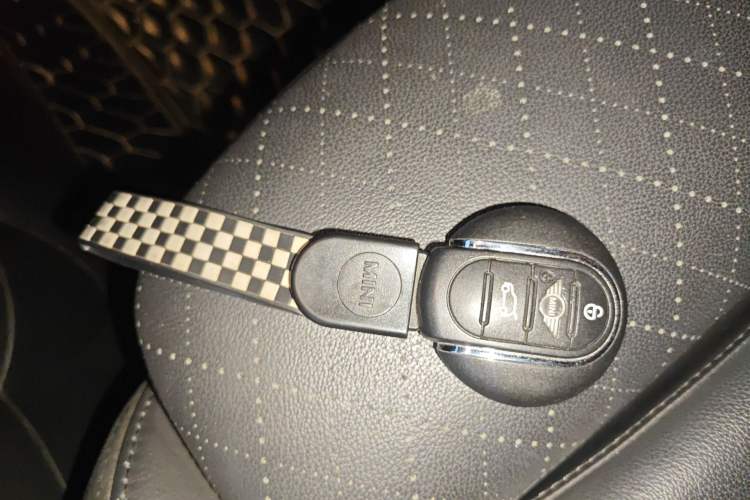 Used MINI 2020 1.5T COOPER Artist Vehicle Key