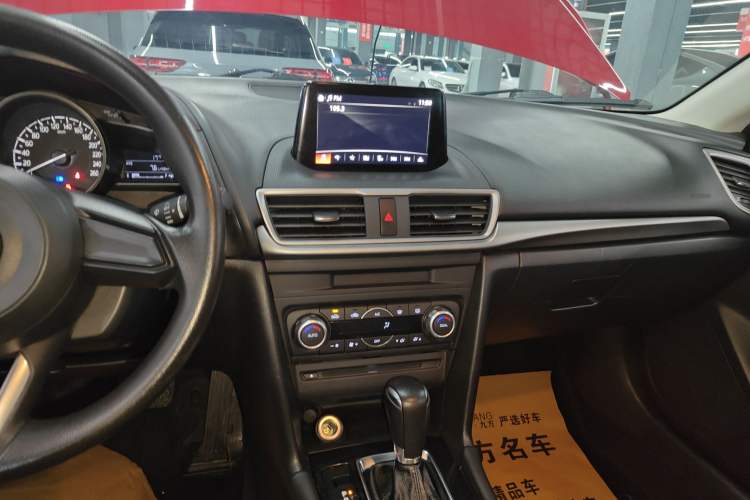 Used Mazda 3 Axela 2017 Sedan 1.5L Automatic Luxury Model Emission Standard China V