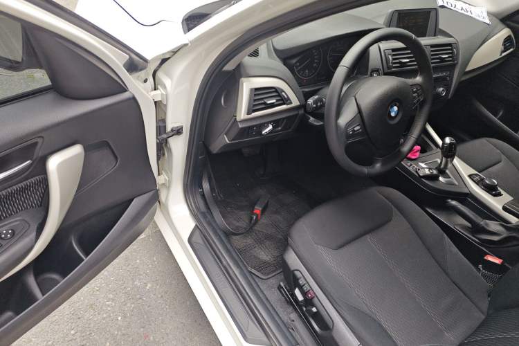 Used BMW 1 Series 2013 Facelifted 118i Leading Edition
