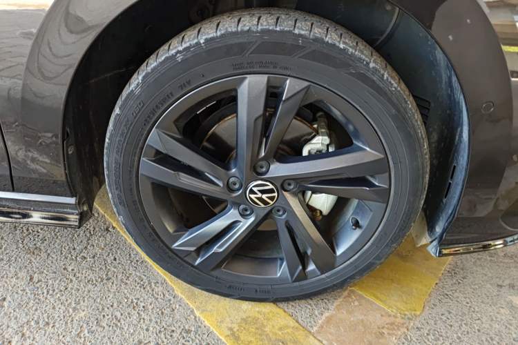 Used Volkswagen Golf 2023 280TSI DSG R-Line Lite