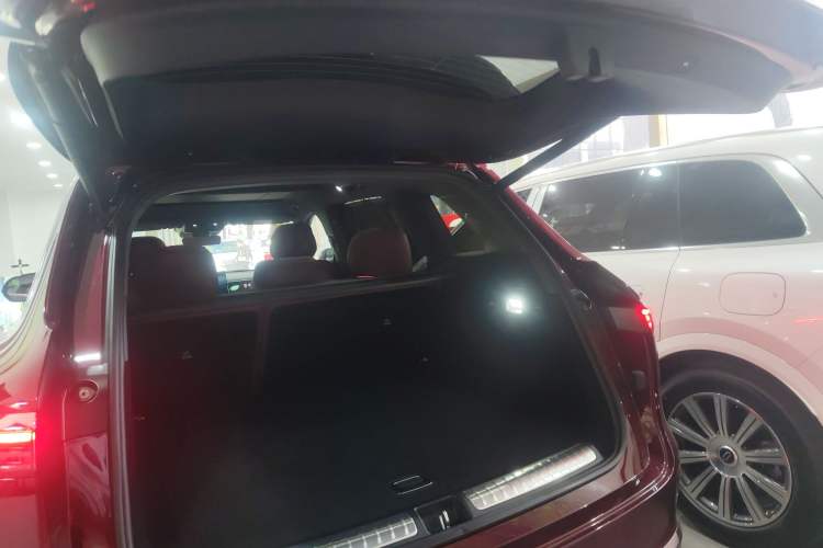 Used Hima AITO M7 2026 Model Range-Extending Max All-Wheel Drive 5-Seater Version
