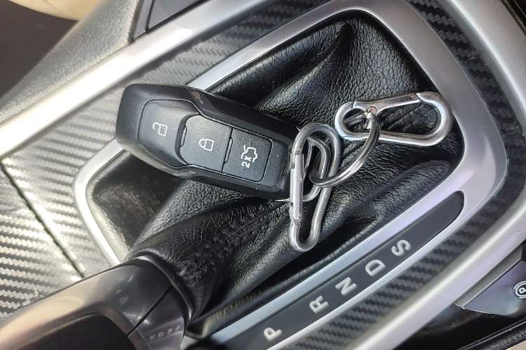 Used Ford Edge 2015 2.0T GTDi Two-Wheel-Drive Elite Edition