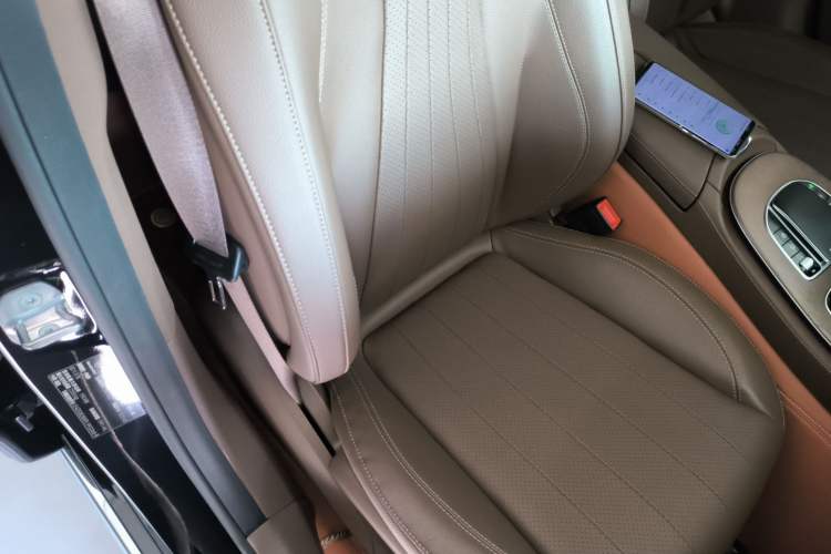 Used Mercedes-Benz E-Class 2023 Updated E 300 L Luxury Edition
