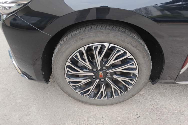 Used Hongqi H5 2024 2.0T Automatic Smart Connect Flagship Edition