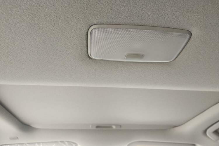 Used Toyota FRONTLANDER 2023 2.0L Smart Electric Hybrid Dual-Engine Luxury Edition Headliner