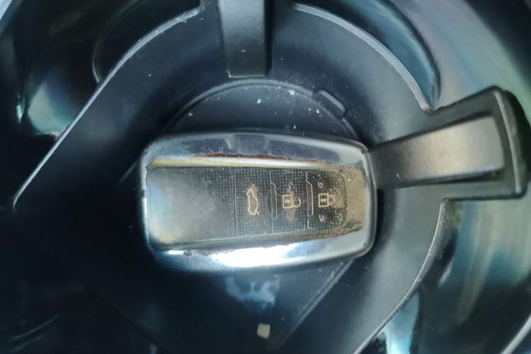 Used Toyota Avalon 2019 2.0L XLE Premium Edition China VI
