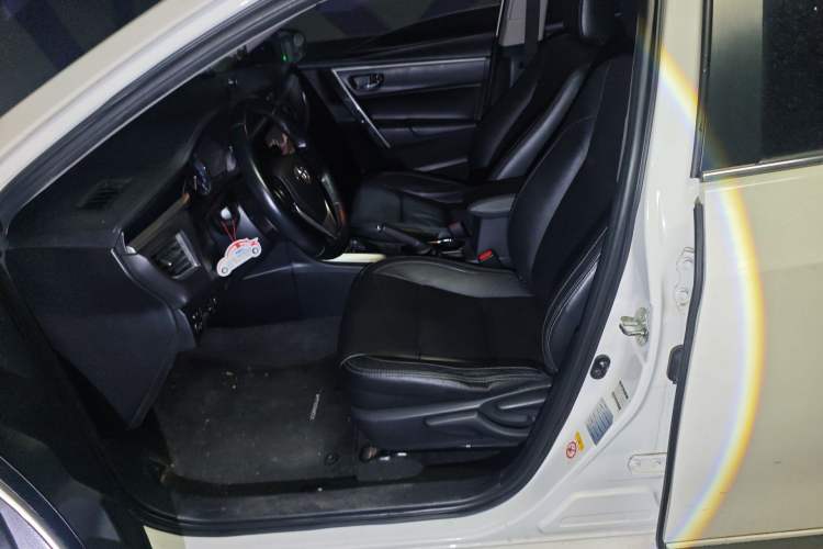 Used Toyota Corolla 2017 1.2T CVT GL-i Leather Edition
