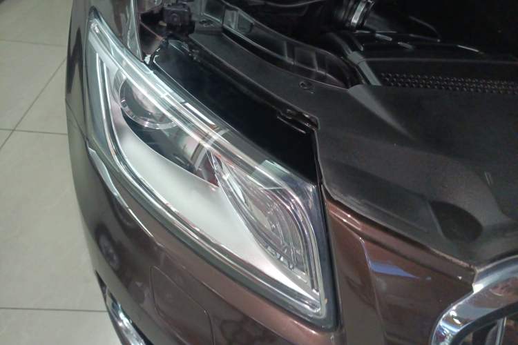 Used Audi Q5 2016 40 TFSI Technology Edition Right Front Headlight