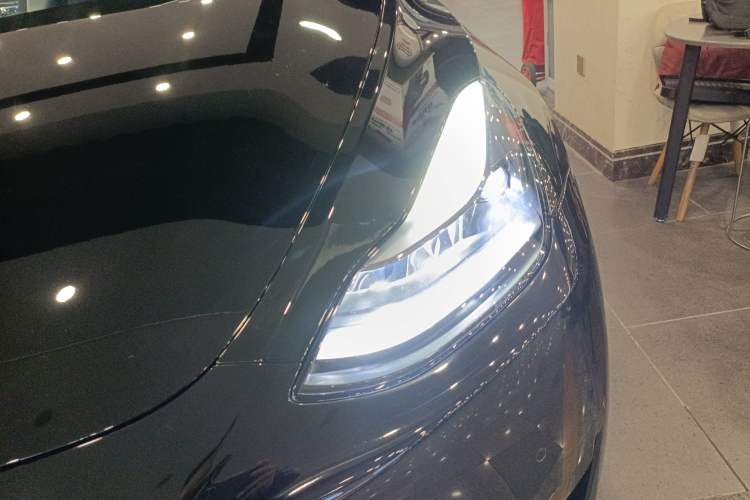 Used Tesla Model Y 2023 Rear-Wheel-Drive Version