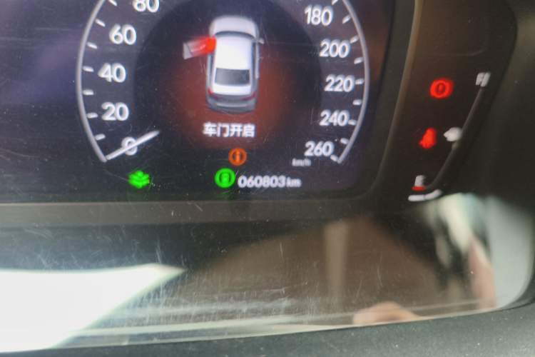 Used Honda Civic 2022 240TURBO CVT Dynamic Edition Odometer Close Up