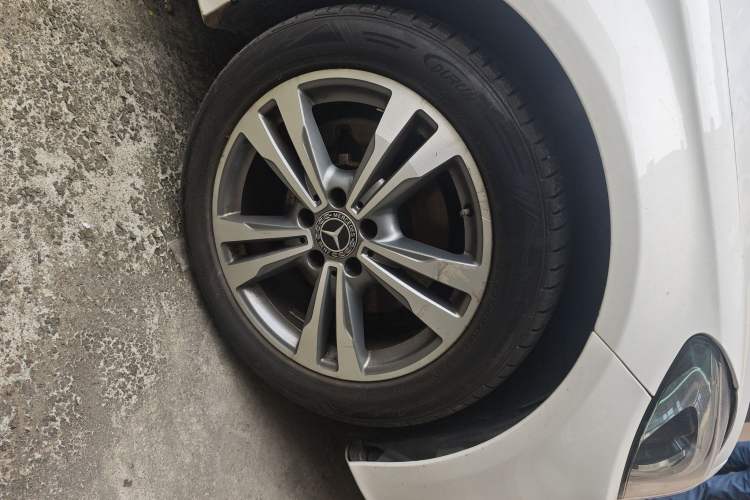 Used Mercedes-Benz C-Class 2017 Facelift C 200 L Sport Edition