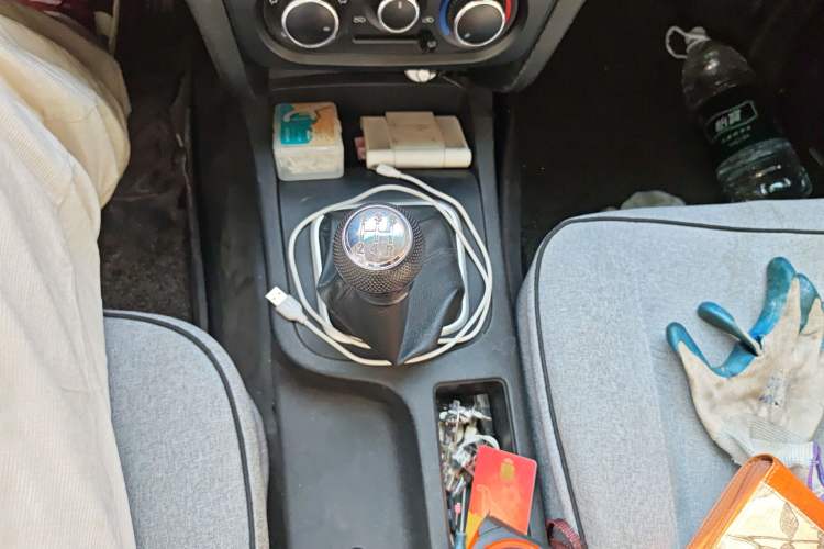 Used CHANGAN KAICHENG Shenqi F30 2018 1.5L Comfort Plus Long Wheelbase DAM15L Gear Lever