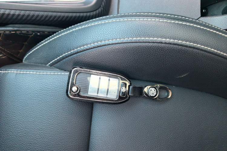 Used MG ZS 2017 1.5L Automatic Luxury Internet Edition Vehicle Key