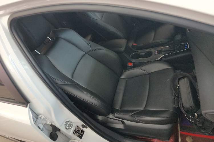 Used Toyota Levin 2021 185T CVT Entry-Level Version Right Front Seat