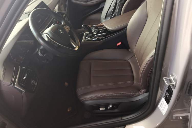 Used BMW 5 Series 2020 525Li Luxury Package
