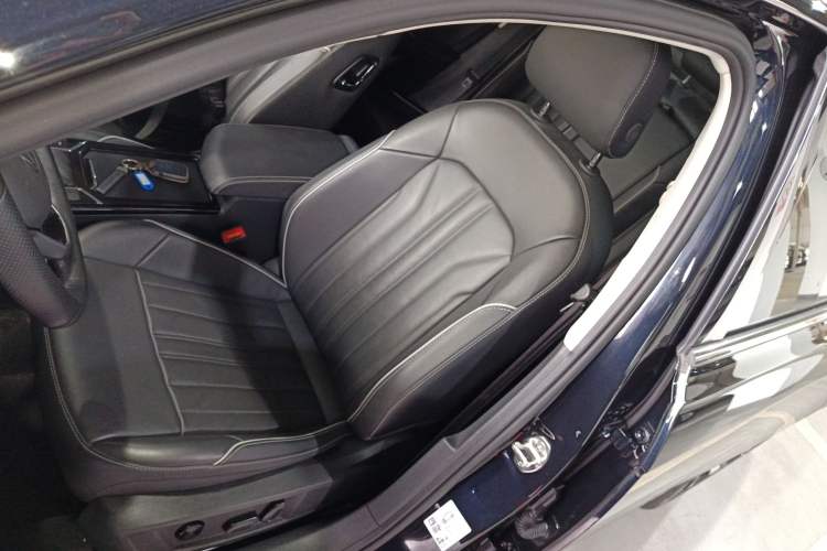 Used Volkswagen Passat 2023 330TSI Elite Edition