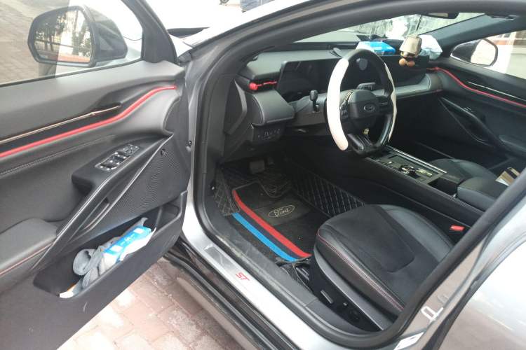 Used Ford Mondeo 2025 2.0T EcoBoost E Hybrid Sport Edition ST-Line
