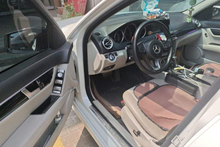 Used Mercedes-Benz C-Class 2013 C 180 CGI Classic