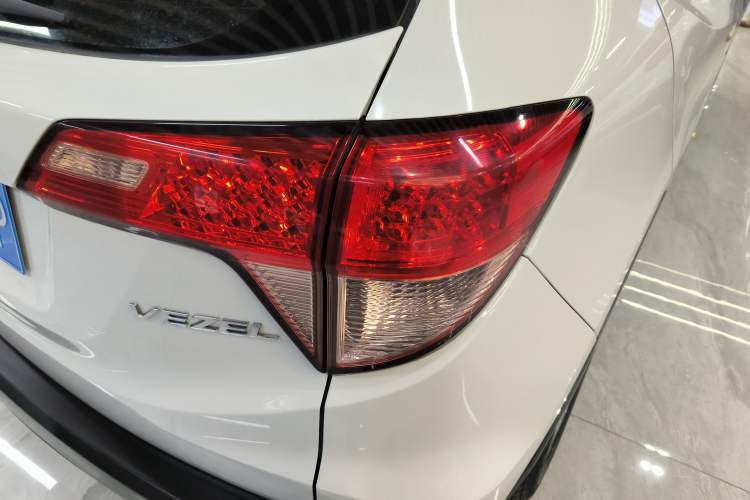 Used Honda Vezel 2017 1.5L CVT 2WD Comfort Model