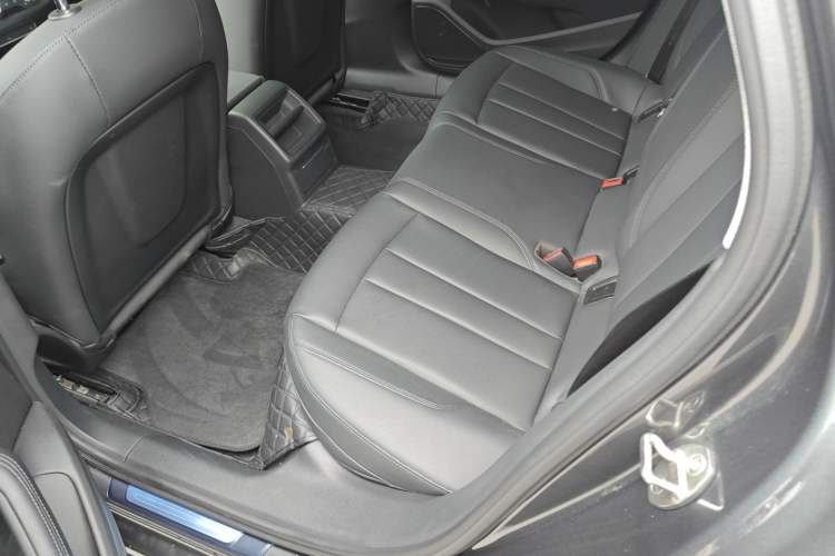 Used Audi A4L 2022 40 TFSI Stylish and Elegant Edition Left Rear Seat
