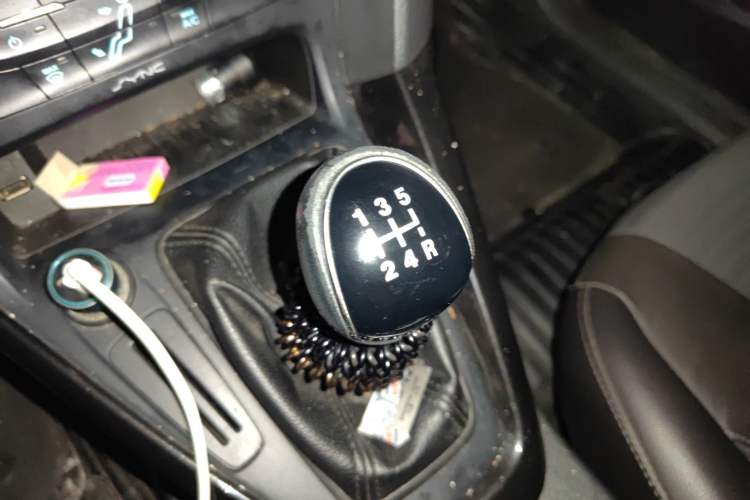 Used Ford Focus 2015 Sedan 1.6L Manual Fashion Edition