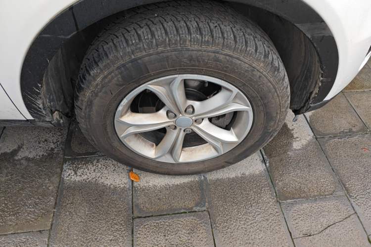 Used Land Rover Discovery Sport 2016 2.0T S Right Front Wheel Hub