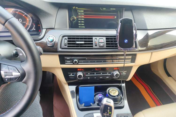 Used BMW 5 Series 2013 525Li Luxury Model