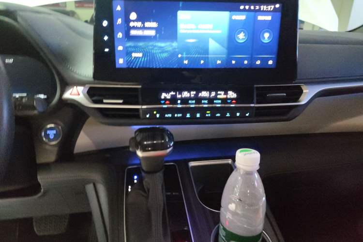 Used Toyota SIENNA 2021 2.5L Hybrid Ultimate Edition Audio And AC Panel