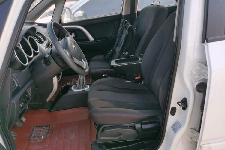 Used CHANGAN CX20 2014 1.4L Manual Sport Edition China V Standard