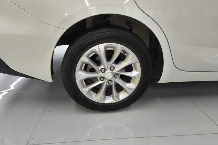 Used Chevrolet Monza 2023 1.5L Dual-Clutch Enjoyment Edition Right Rear Wheel Hub
