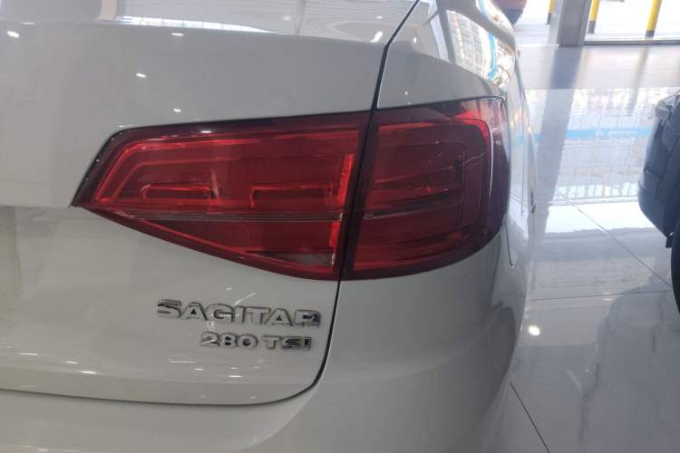 Used Volkswagen Sagitar 2018 280TSI DSG Luxury Model
