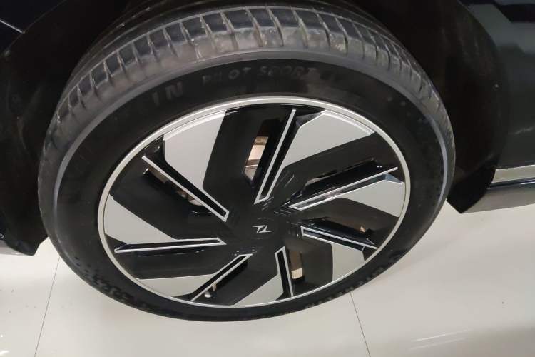 Used Dongfeng eπ eπ008 2025 210Max Rui Edition 5-Seater