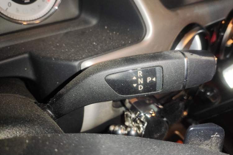 Used Mercedes-Benz GLK-Class 2015 GLK 260 4MATIC Dynamic Edition Ultimate Version
