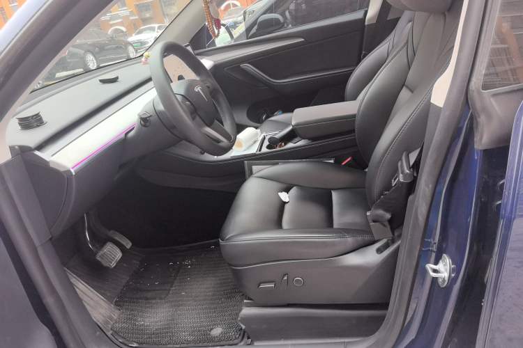 Used Tesla Model Y 2024 Long-Range All-Wheel-Drive Version