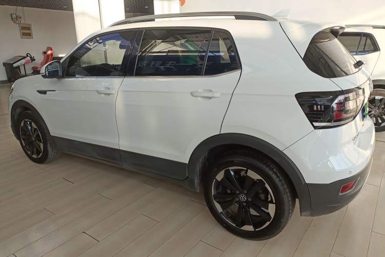 Used Volkswagen Tacqua 2023 200TSI DSG Joy-Connect Edition