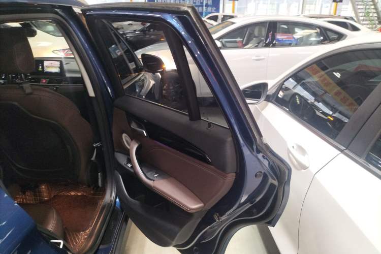 Used BMW X1 2021 Restyled sDrive25Li Leading Edition
