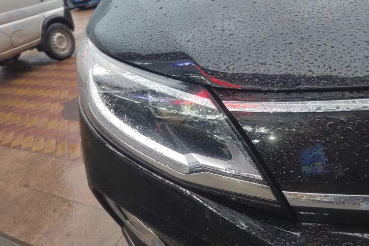 Used Dayun Yuanzhi M1 2022 4-Seater 450 First-Class Seats
