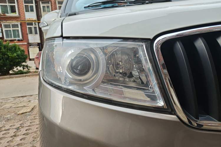 Used Jinbei New Hiace X30L 2021 1.5L Wealth Edition Bus Non-Air-Conditioned China VI Standard SWC15M
