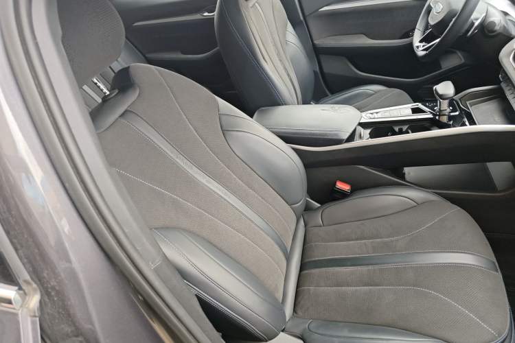 Used Geely Auto Preface 2025 Dongfang Yao 2.0TD Moonlight Edition
