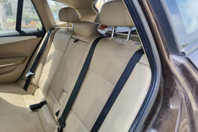 Used BMW X1 2012 sDrive18i Luxury Edition
