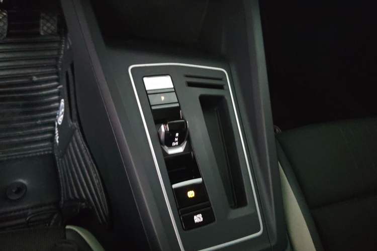 Used Volkswagen Golf 2021 280TSI DSG Pro Gear Lever