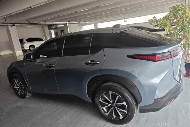 Used Lexus RZ 2023 450e All-Wheel Drive Luxury Edition