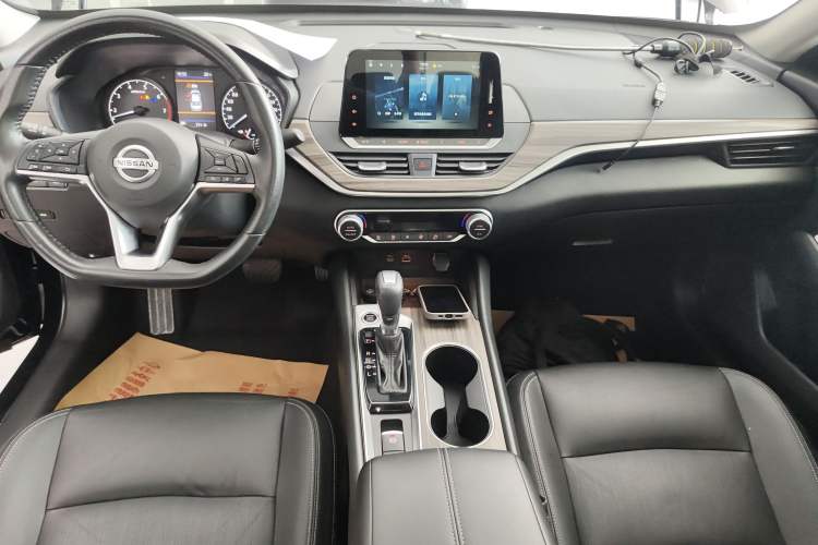 Used Nissan Teana 2021 2.0L XL Comfort Edition Audio And AC Panel