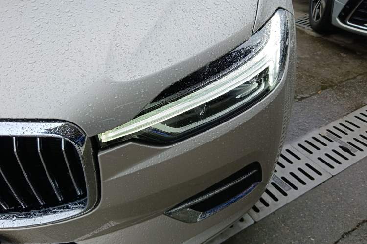 Used Volvo XC60 2020 T5 4x4 Smart Luxury Edition