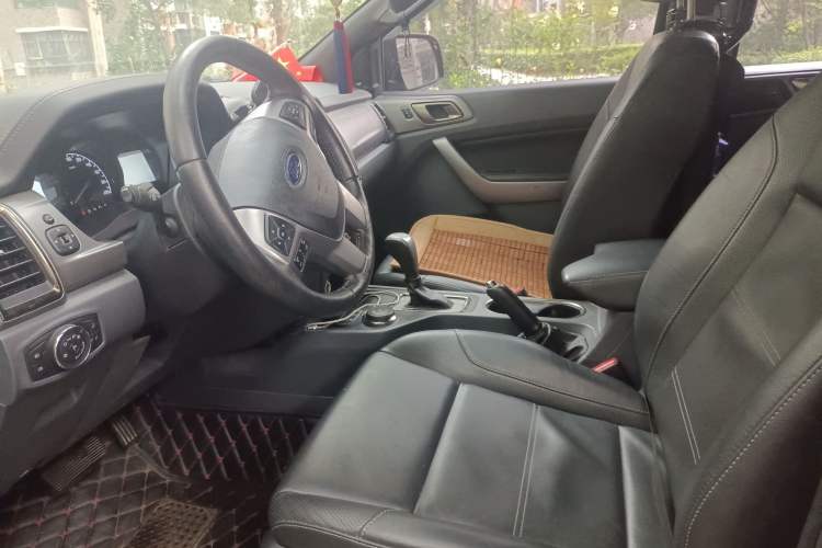 Used Ford Everest 2017 2.0T Gasoline Automatic 4x4 Luxury Edition 5 Seats