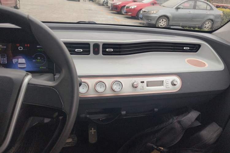 Used Wuling Hongguang MINIEV 2021 Macaron Premium Model – Lithium Iron Phosphate
