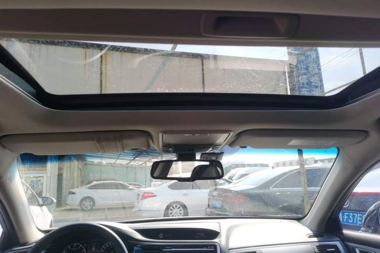 Used Honda Spirior 2015 2.4L Prestige Edition
